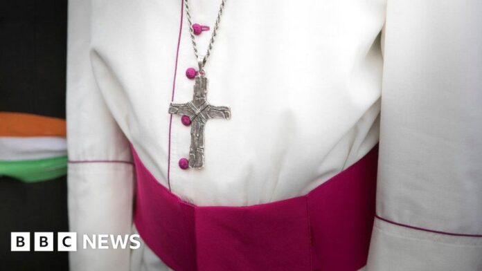 At least 15 dead in Burkina Faso church attackIt the latest atrocity in the country to be attributed to Islamist militants.Africa