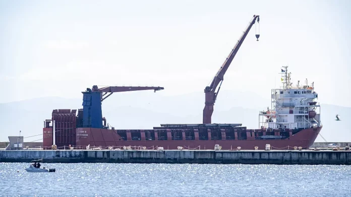 Cape Town blames cattle ship for foul smell in parts of the city