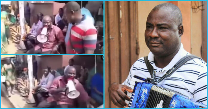 Edward Akwasi Boateng: Video Of Ace Gospel Singer Selling Pen Drives To Survive Stirs Reactions