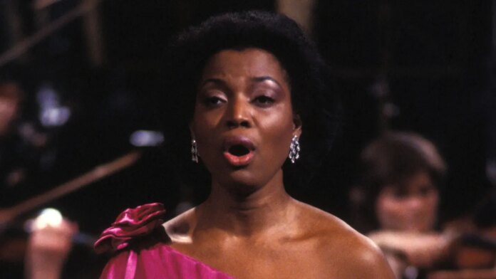 Opera star Wilhelmenia Wiggins Fernandez Smith has died at 75 in Kentucky