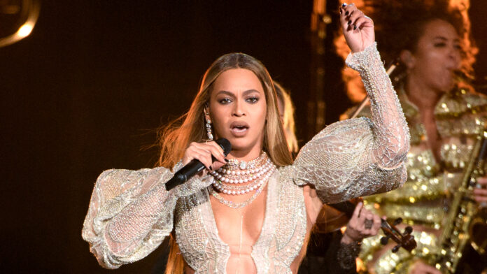 The beef between John Schneider and Beyonce explained John Schneider and Beyonce beef explained