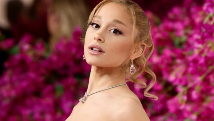 Ariana Grande to pay ex-husband $1.25m in divorce settlement 
Ariana Grande to pay ex-husband $1.25m in divorce settlement