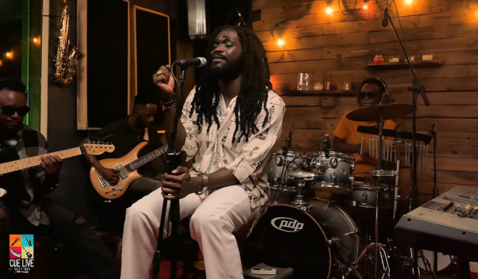 
Ayisi thrills fans with live performance of ‘Can I Live’                            