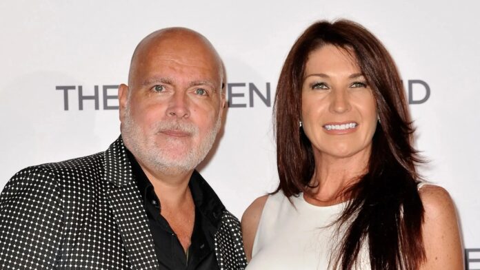 Gary's girls a look Gary Goldsmith's ex Julie-Ann and his GARY'S GIRLS A look Gary Goldsmith's ex Julie-Ann and his other past relationshipsGARY GOLDSMITH entered the Celebrity Big Brother house at the start of the new series with viewers hoping he will lift the lid on his connections to the Royal Family. Carole Middleton's brother has promised to share family anecdotes during his time on the show but the star also has a chequered past of his own that viewers may be curious to know more about.