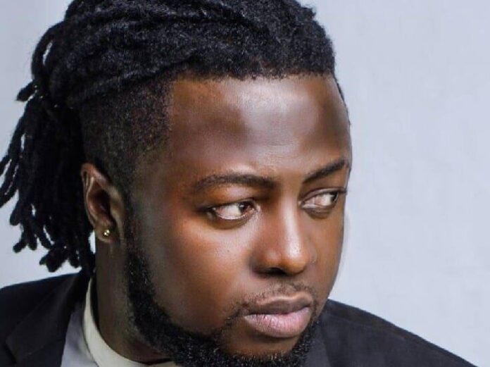 I performed without charge on all Vodafone concerts for one I performed without charge on all Vodafone concerts for one year – Guru