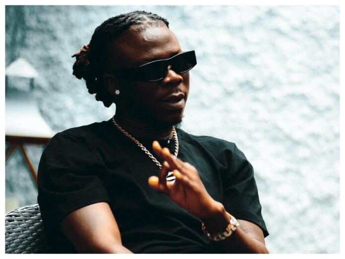 Video: Stonebwoy performs new song with Odumodublvck at 2023 African Games closing ceremony