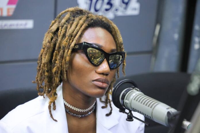 Wendy Shay struggles to mention top 5 musicians in Ghana