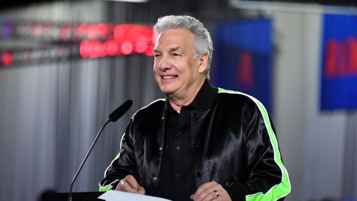 Is Marc Summers married and does he have any children?