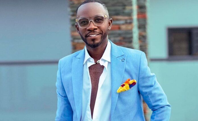 
Okyeame Kwame aims for another Artiste of the Year win after 15 years                            