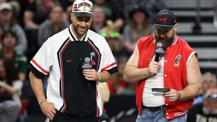 ON AIR  New Heights: All about Jason & Travis Kelce's podcastDURING the show, The Super Bowl champions discuss their performance in the field, life stories and sport news.