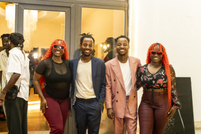 
Photography, music and networking: Twinsdntbeg leads the way                            