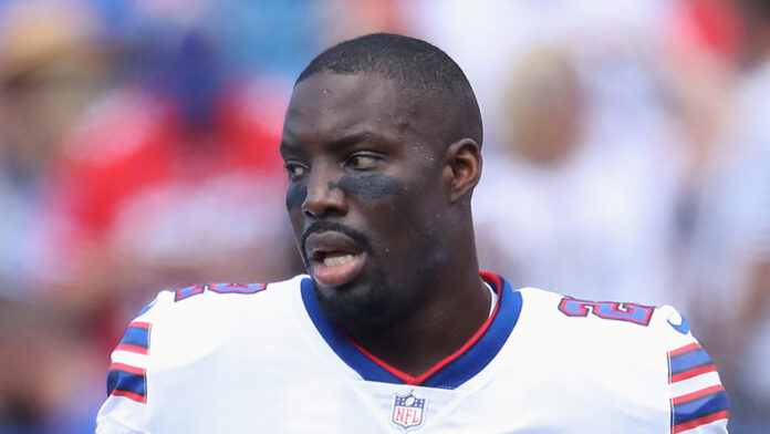 Star gone: how did Vontae Davis retire STAR GONE How did Vontae Davis retire?THE former Pro-Bowler was a popular figure and turned out for a number of teams before his retirement