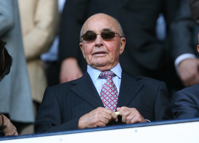 What is former Tottenham Hotspur owner Joe Lewis’ net worth and who is his wife Jane Lewis?