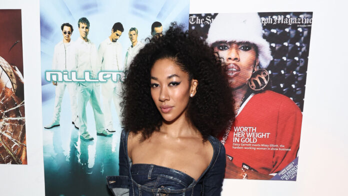 Who is Aoki Lee Simmons dating? What to know about her dating life