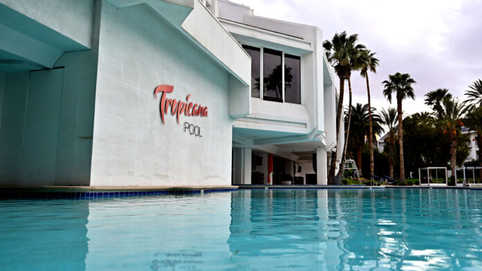 Why is Tropicana Hotel in Las Vegas closing?
