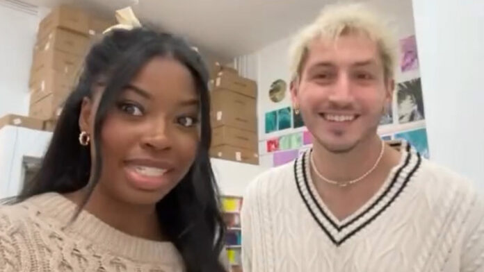 Circling back - The Circle season 6: What to know CIRCLING BACK? The Circle season 6: What to know about Myles & QT's post-show relationshipTHE CIRCLE season 6 introduced another group of contestants as the players competed for the show's thousand-dollar prize. As the game heated up, it appeared that a romance between Myles and QT did as well.