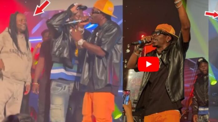 Shatta Wale, Medikal surprise Daddy Lumba on stage in London Shatta Wale, Medikal surprise Daddy Lumba on stage in London concert