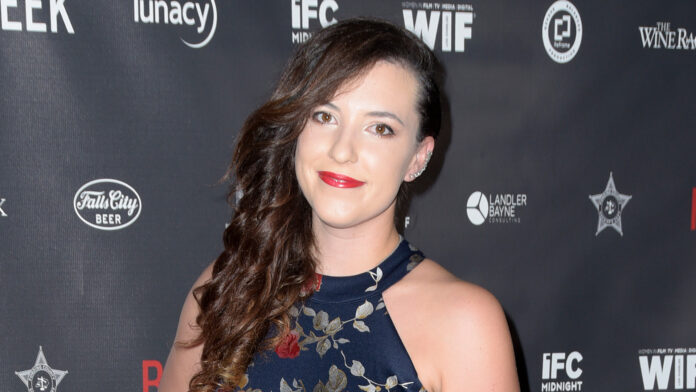 SURVIVOR  Everything we know about makeup artist Allie Shehorn and what happened to herHollywood makeup artist Allie Shehorn was asleep in her Los Angeles home when her ex, Nicholas Pasqual, allegedly broke in, stabbed her repeatedly, and left her for dead before attempting to flee the border to Mexico.