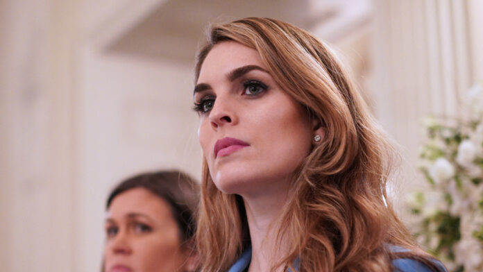 Who is Hope Hicks dating?