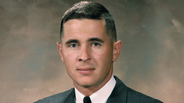 Apollo 8 astronaut William Anders remembered for historic career & Apollo 8 astronaut William Anders remembered for historic career & iconic Earth photo after tragic plane crash death