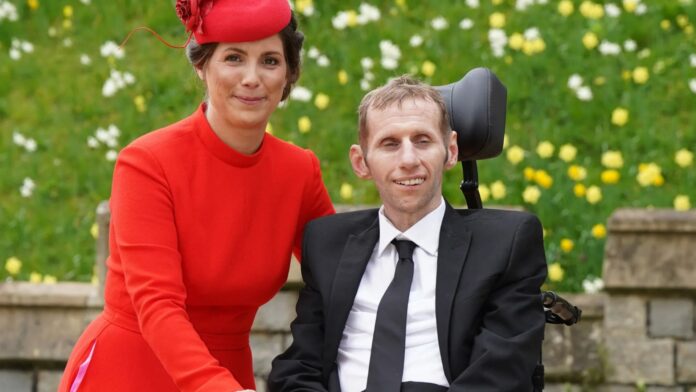 Rob Burrow's devastated widow Lindsey shares moving tribute to rugby Rob Burrow’s devastated widow Lindsey shares moving tribute to rugby league star after his death aged 41