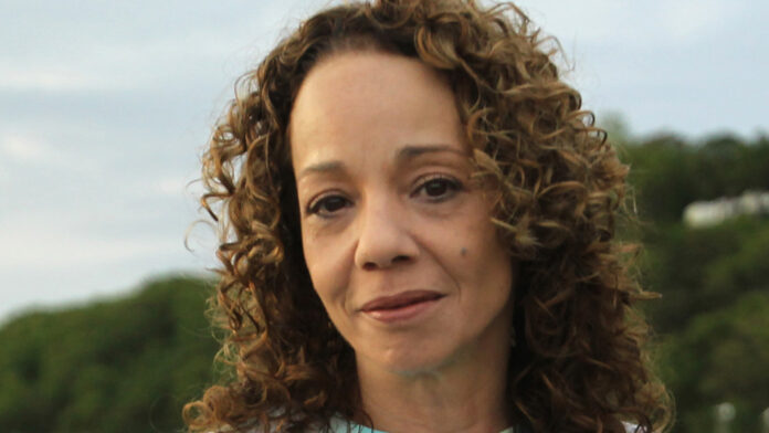 'ALWAYS' Everything we know about Mariah Carey's mom and sister