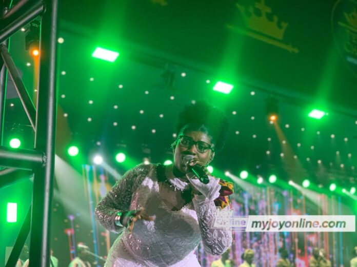 
Esther Smith returns: A night of worship and electrifying performances                            