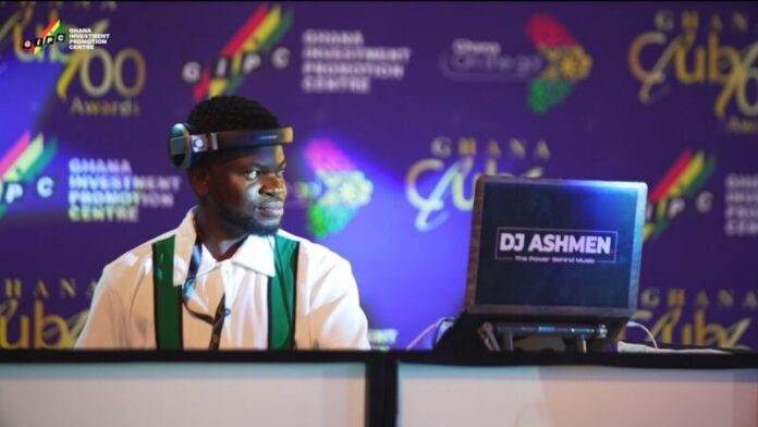 Dj Ashmen rocks at 21st Ghana Club 100 awards 
DJ Ashmen rocks at 21st Ghana Club 100 Awards