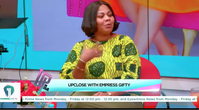 Upside down: married men only need pampering - Empress Gifty Upside Down: Married men only need pampering – Empress Gifty