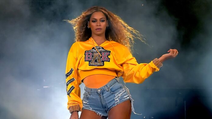 Beyoncé to perform at NFL Christmas Day halftime show