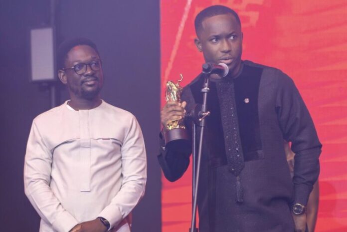 
Siisi Baidoo wins Male Vocalist at 2024 Praise Achievement Awards                             