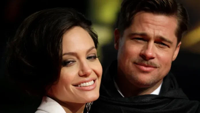 Angelina Jolie and Brad Pitt reach divorce deal 
Angelina Jolie and Brad Pitt reach divorce deal