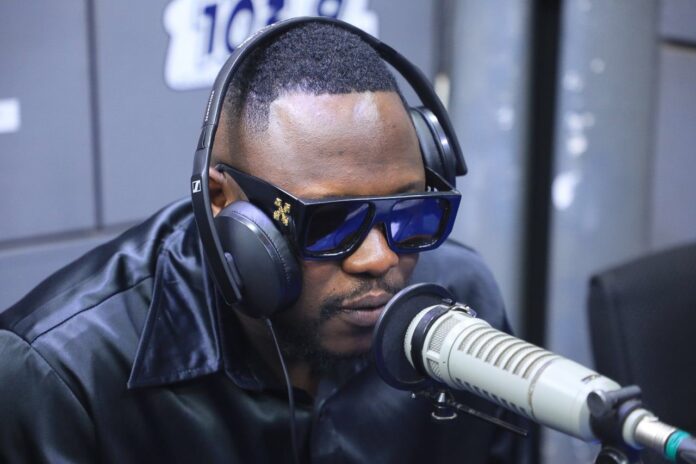 I had to clear my name at embassies before I 
I had to clear my name at embassies before I could travel – Medikal recounts arrest