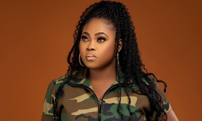 I want to do collaborations with Sarkodie, Stonebwoy, Shatta Wale 
I want to do collaborations with Sarkodie, Stonebwoy, Shatta Wale – Joyce Blessing