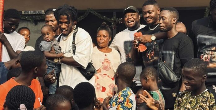 
King Paluta donates to Kumasi Children’s Home                            